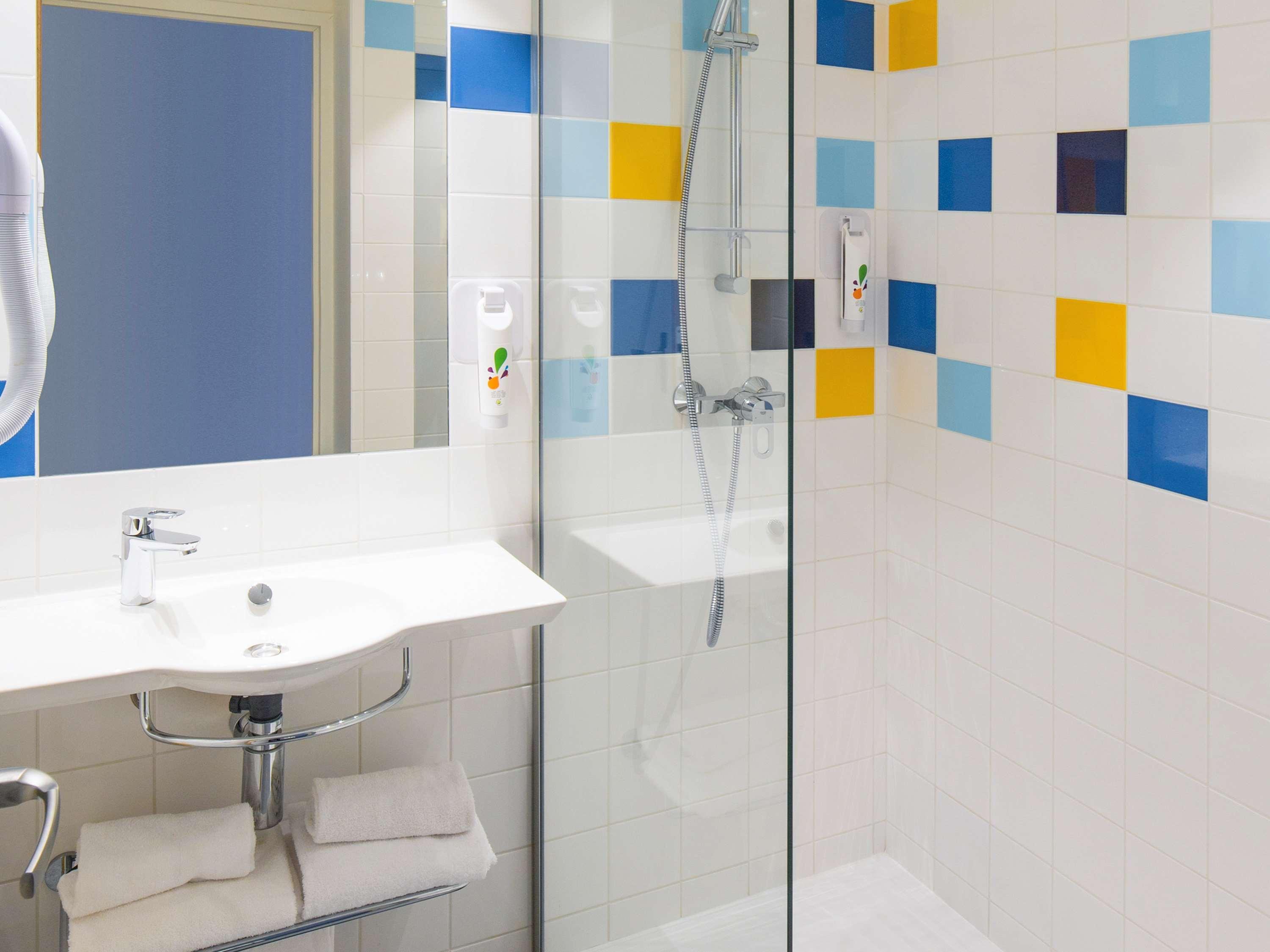 Hotel Ibis Styles Collioure Port Vendres Exterior foto