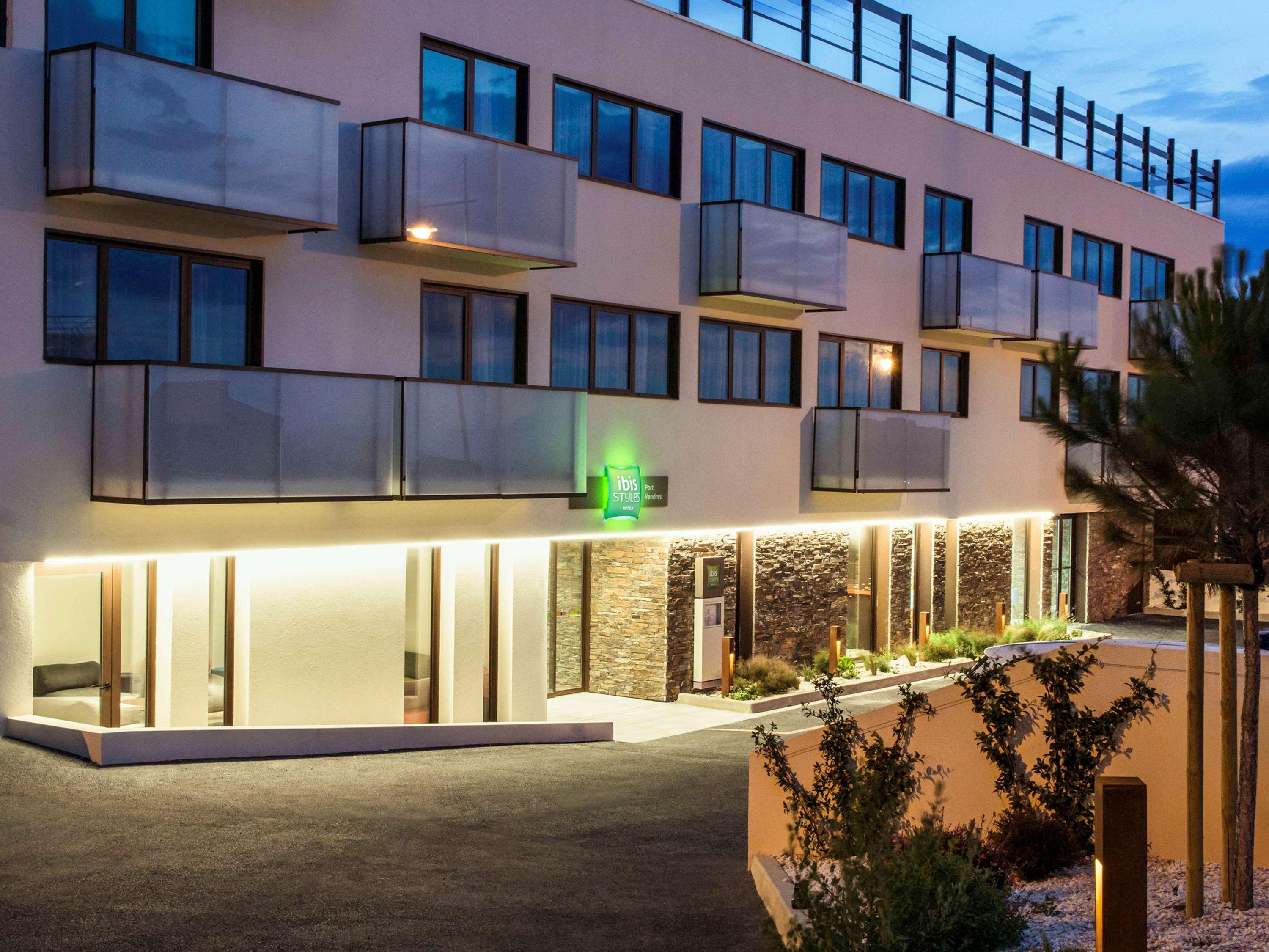 Hotel Ibis Styles Collioure Port Vendres Exterior foto