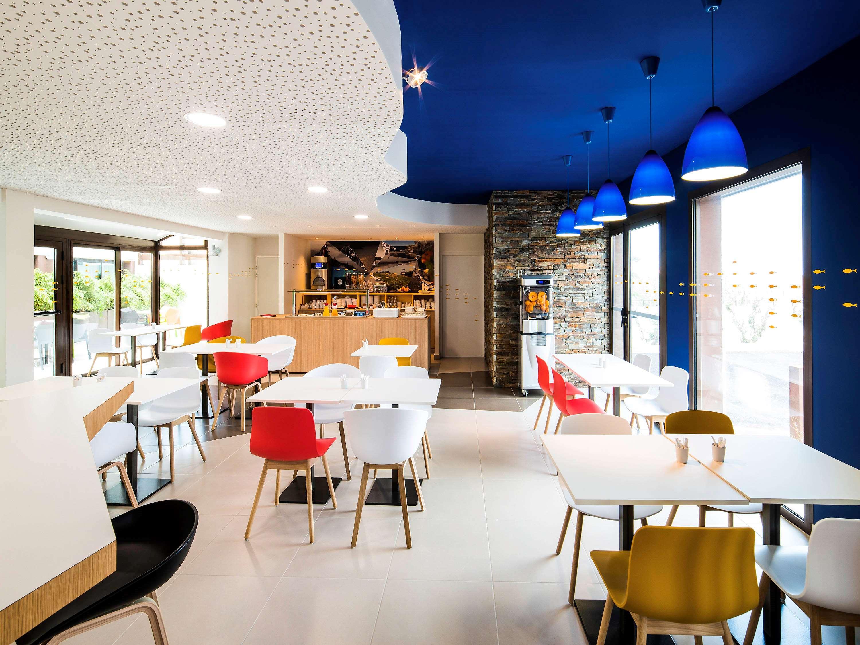 Hotel Ibis Styles Collioure Port Vendres Exterior foto
