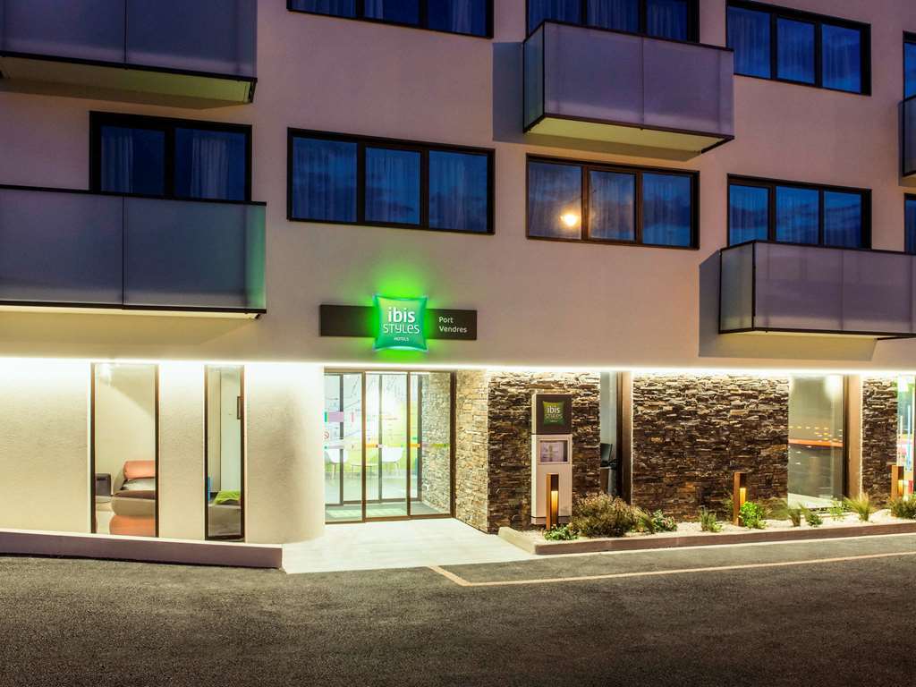 Hotel Ibis Styles Collioure Port Vendres Exterior foto